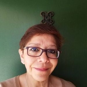 Meet your Posher, Eva-marie